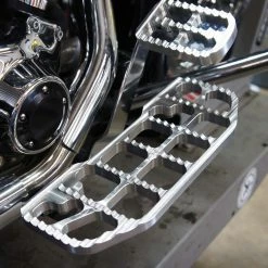 Joker Machine Raw Aluminum Serrated Floorboards 5 Joker Machine Raw Aluminum Serrated Floorboards -Motorcycle Accessories Shop 179 199 B V1