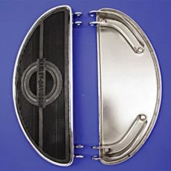 V-Twin Manufacturing Chrome Oval Shape Floorboards With Rubber Inserts